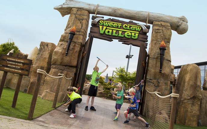 Mighty Adventures Crazy Golf